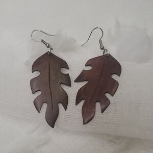 Leaf-Shaped Brown Earrings